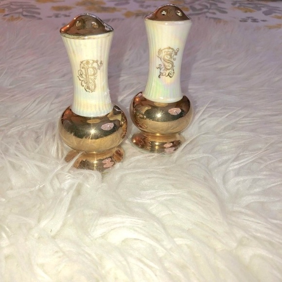 Vintage Irisdescent Luster Ceramic Monogrammed Salt and Pepper Shaker Set - Picture 1 of 8